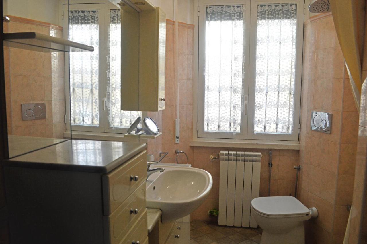 Appartamento In Via Calvi リド・ディ・オスティア エクステリア 写真